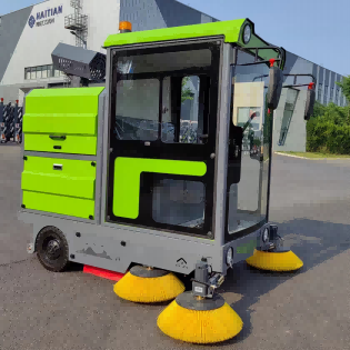endüstriyel elektrikli yer süpürme makinesi